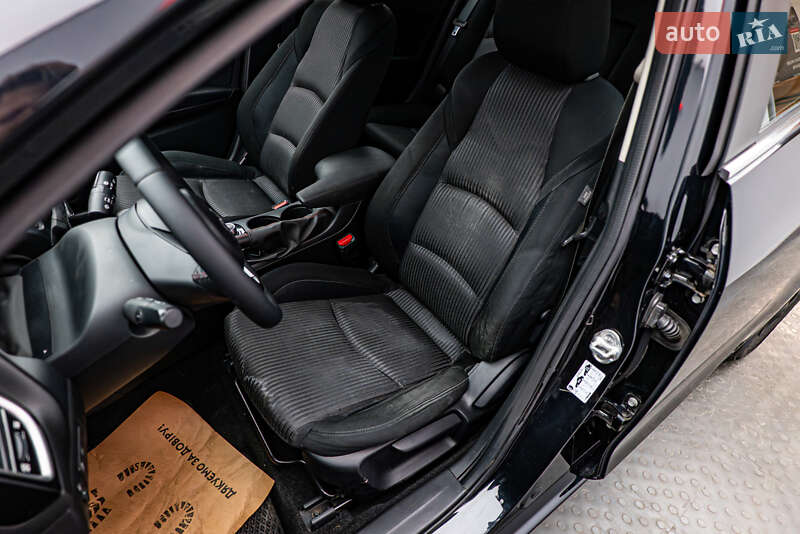 Хетчбек Mazda 3 2014 в Києві