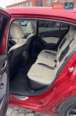 Хэтчбек Mazda 3 2013 в Днепре