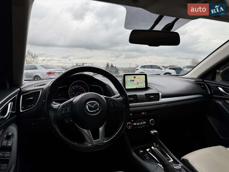 Хэтчбек Mazda 3 2013 в Днепре