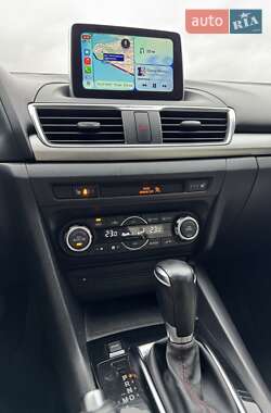 Хэтчбек Mazda 3 2013 в Днепре