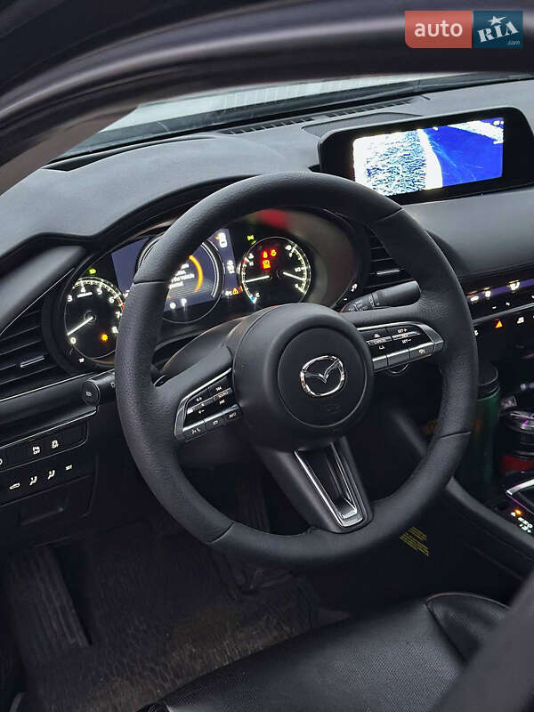 Седан Mazda 3 2020 в Киеве