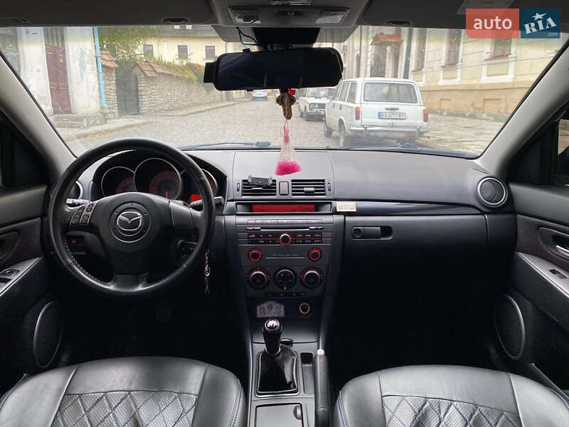 Седан Mazda 3 2007 в Каменец-Подольском
