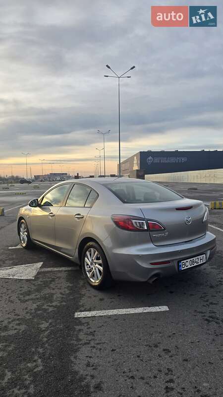 Седан Mazda 3 2012 в Львове фото 5 Седан Mazda 3 2012 в Львове