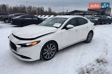 Седан Mazda 3 2022 в Львові