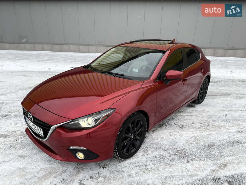 Хэтчбек Mazda 3 2015 в Киеве
