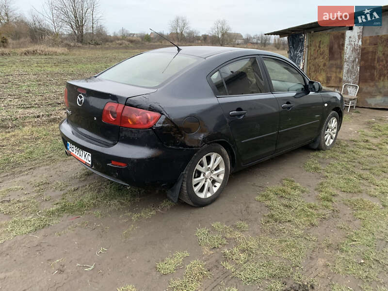 Седан Mazda 3 2004 в Виннице