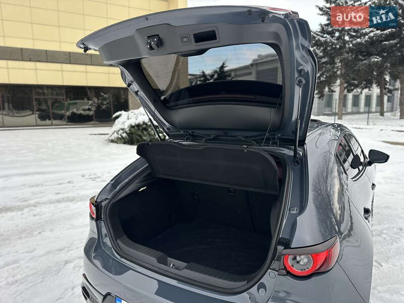 Хетчбек Mazda 3 2020 в Запоріжжі