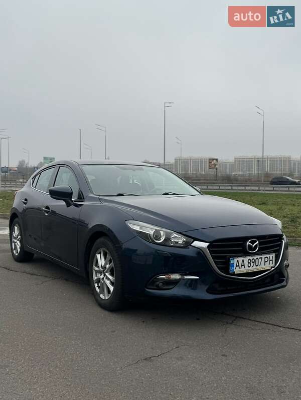 Mazda 3 2016