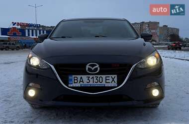Седан Mazda 3 2016 в Кропивницком