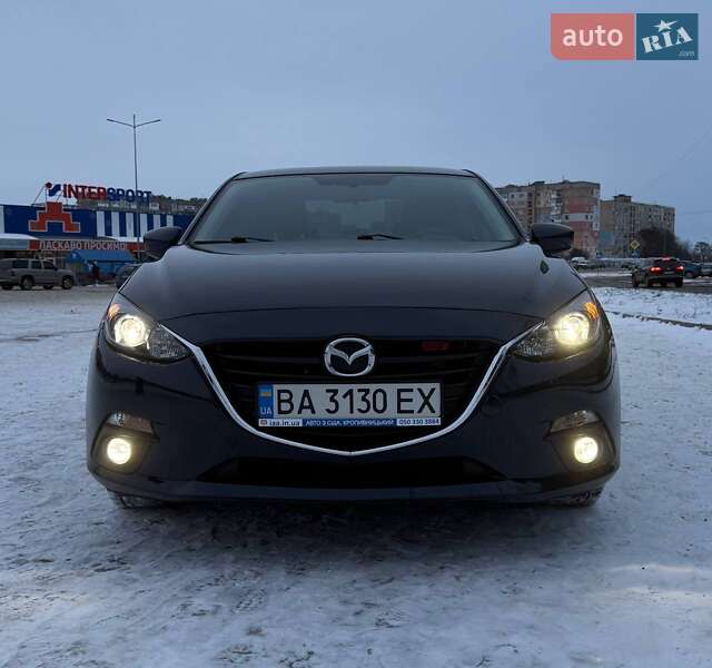 Седан Mazda 3 2016 в Кропивницком