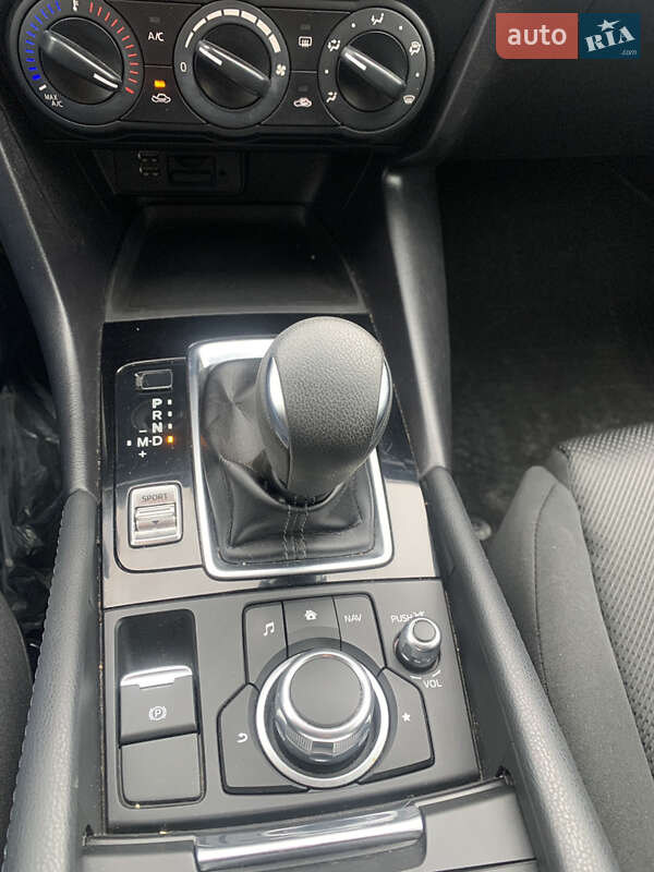 Седан Mazda 3 2018 в Каменец-Подольском