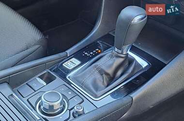 Седан Mazda 3 2018 в Одессе