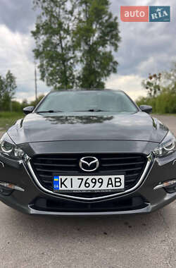 Седан Mazda 3 2017 в Киеве