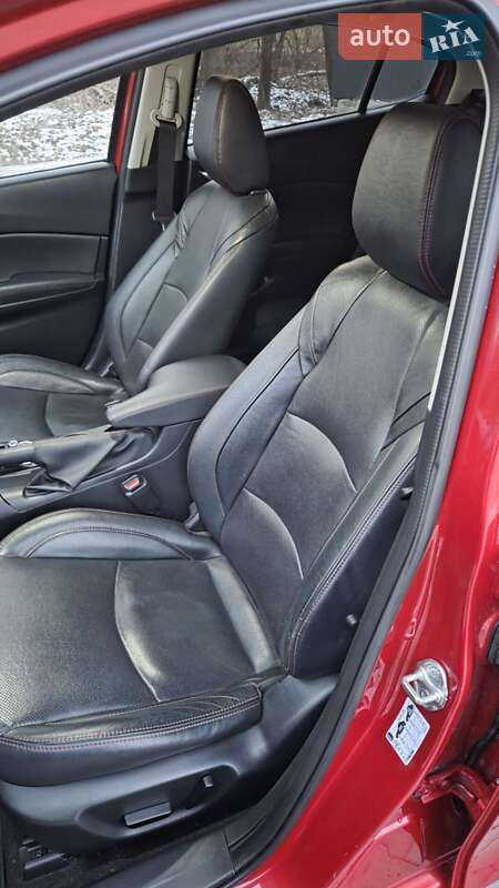 Хэтчбек Mazda 3 2015 в Черновцах фото 22 Хэтчбек Mazda 3 2015 в Черновцах
