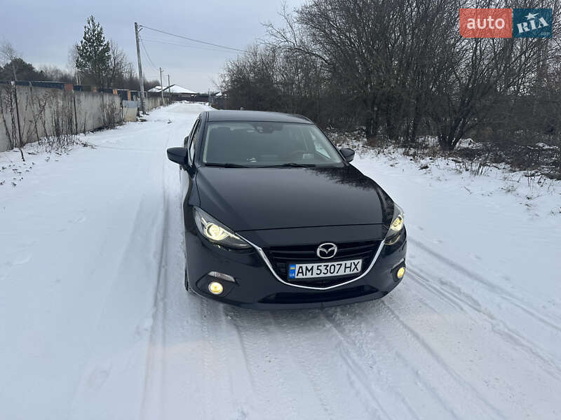 Хэтчбек Mazda 3 2014 в Житомире
