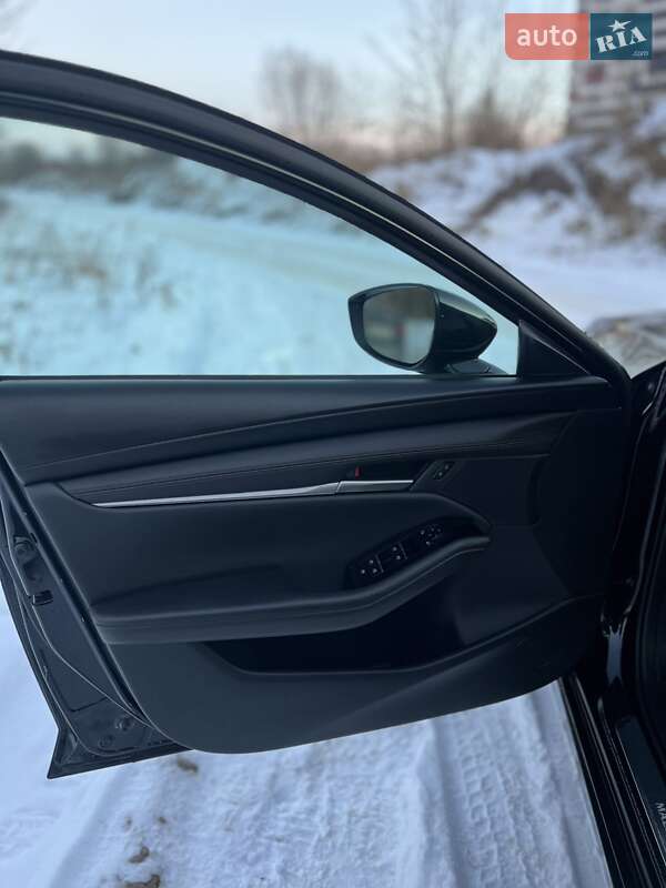 Хэтчбек Mazda 3 2024 в Львове