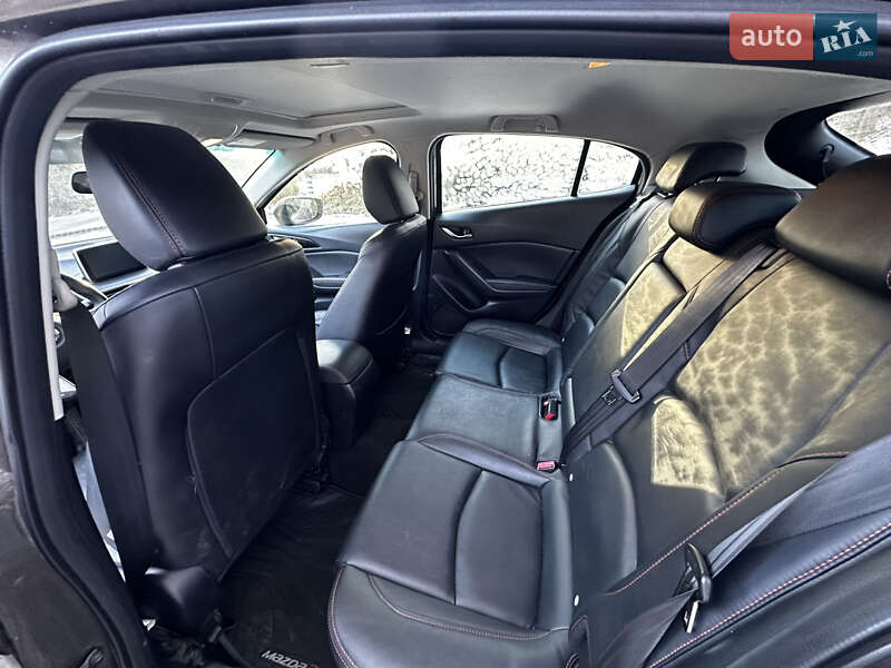 Хетчбек Mazda 3 2015 в Стебнику фото 6 Хетчбек Mazda 3 2015 в Стебнику