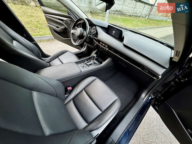 Седан Mazda 3 2020 в Киеве фото 33 Седан Mazda 3 2020 в Киеве