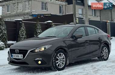 Седан Mazda 3 2015 в Софиевской Борщаговке