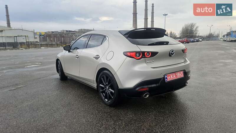 Хэтчбек Mazda 3 2023 в Днепре