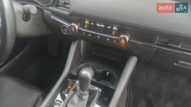 Хэтчбек Mazda 3 2023 в Днепре