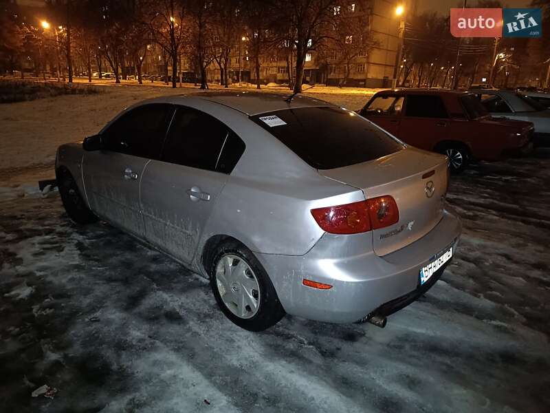 Седан Mazda 3 2004 в Харькове
