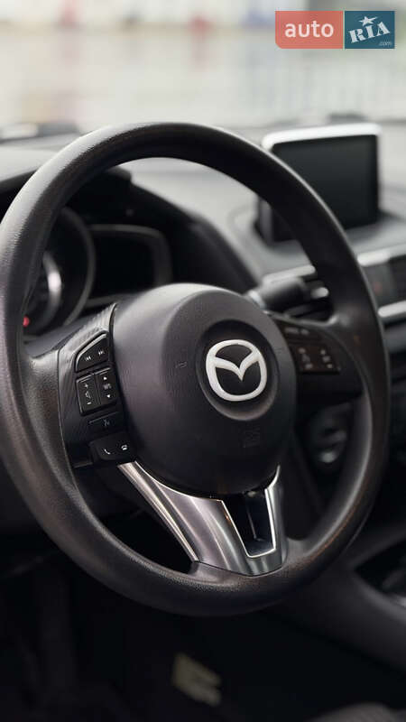 Седан Mazda 3 2014 в Одесі