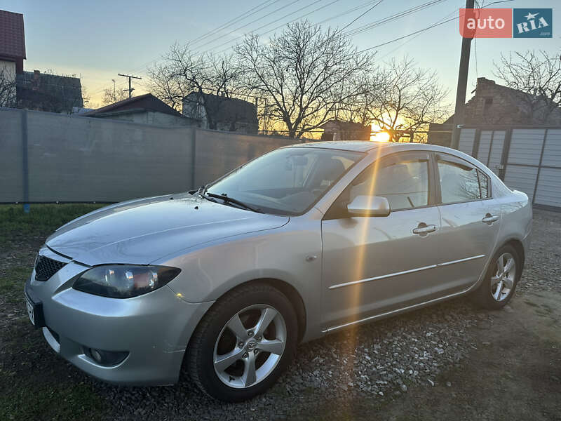 Седан Mazda 3 2005 в Одессе