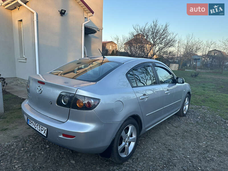 Седан Mazda 3 2005 в Одессе
