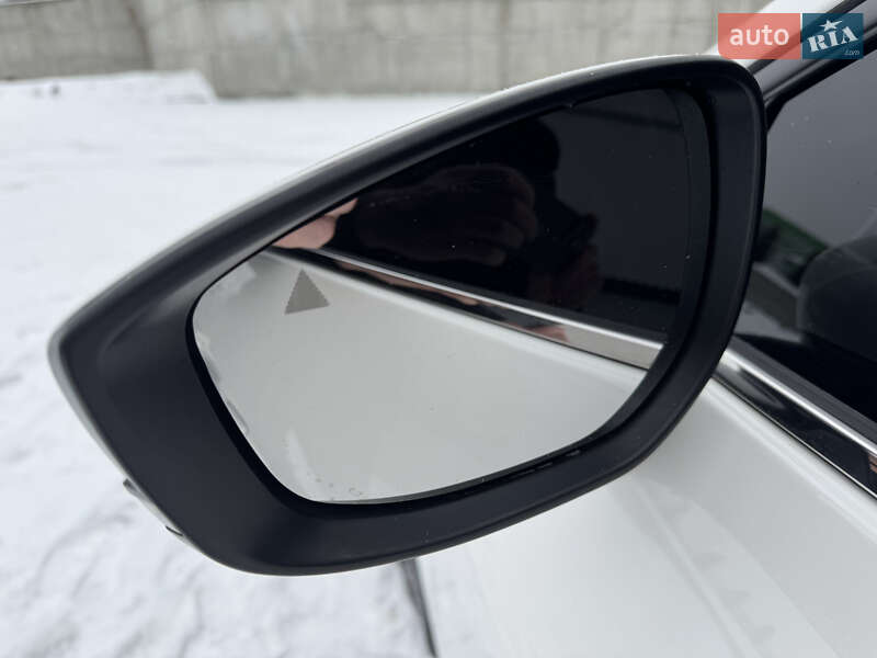 Хэтчбек Mazda 3 2021 в Виннице