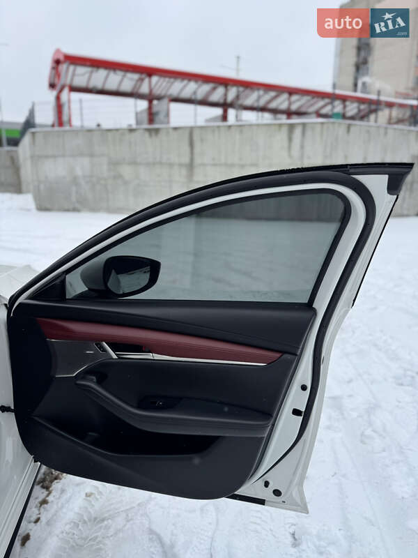 Хэтчбек Mazda 3 2021 в Виннице