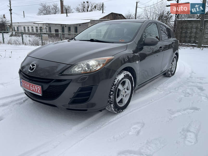 Хэтчбек Mazda 3 2009 в Гнивани