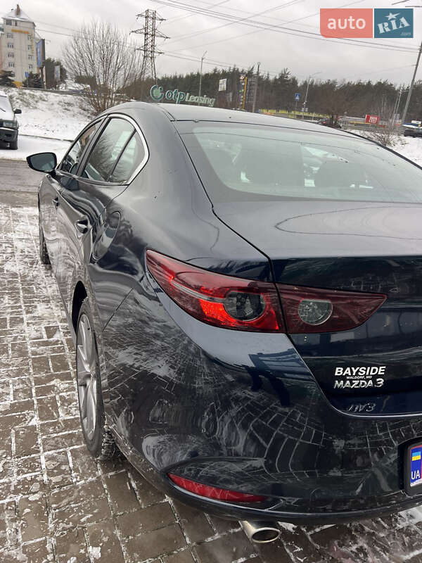 Седан Mazda 3 2020 в Киеве