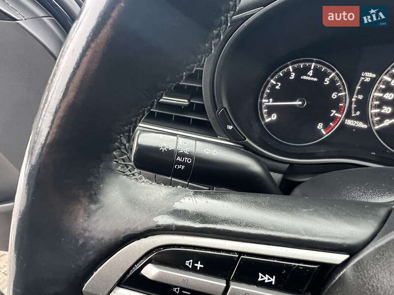 Седан Mazda 3 2020 в Киеве