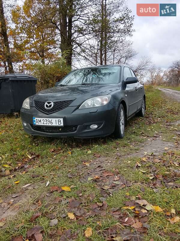 Хэтчбек Mazda 3 2006 в Звягеле