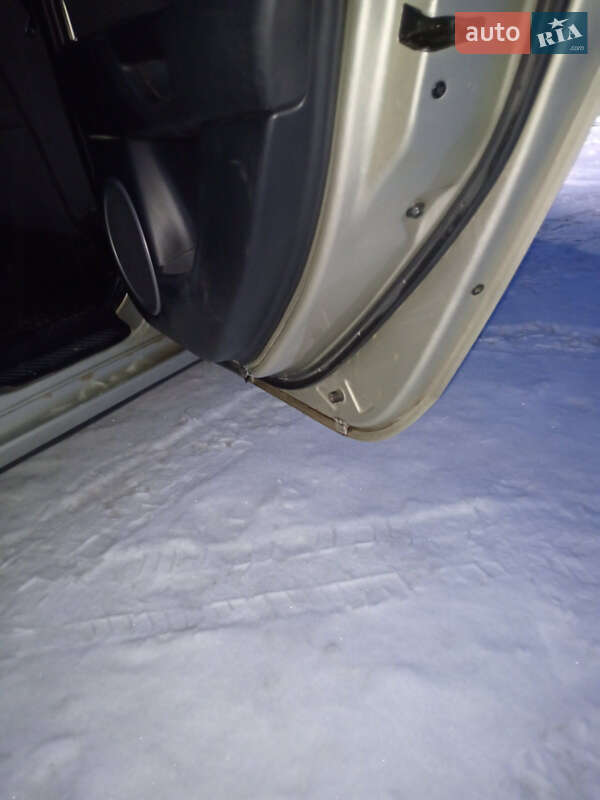 Хэтчбек Mazda 3 2008 в Житомире