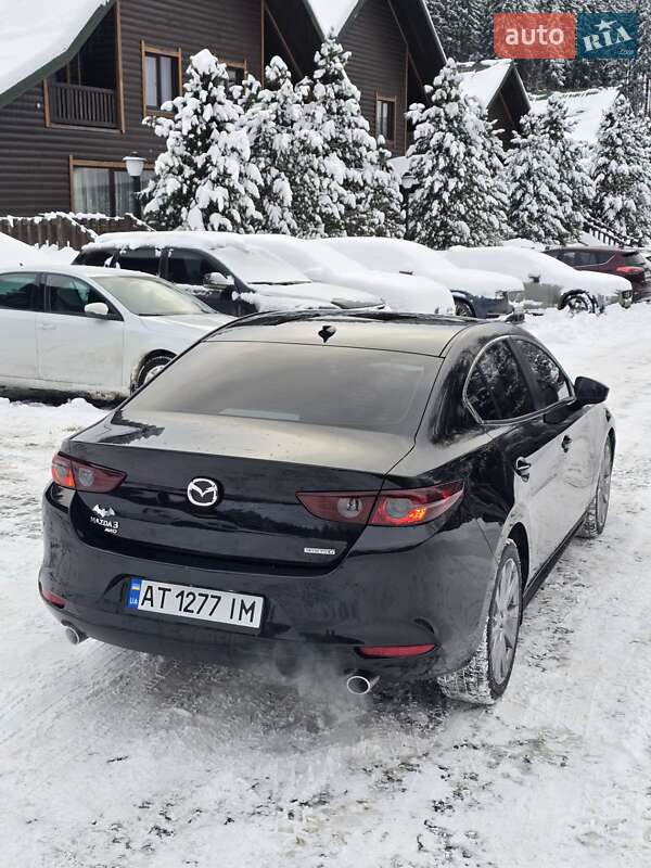Седан Mazda 3 2019 в Коломые