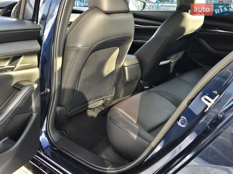 Седан Mazda 3 2019 в Киеве фото 12 Седан Mazda 3 2019 в Киеве