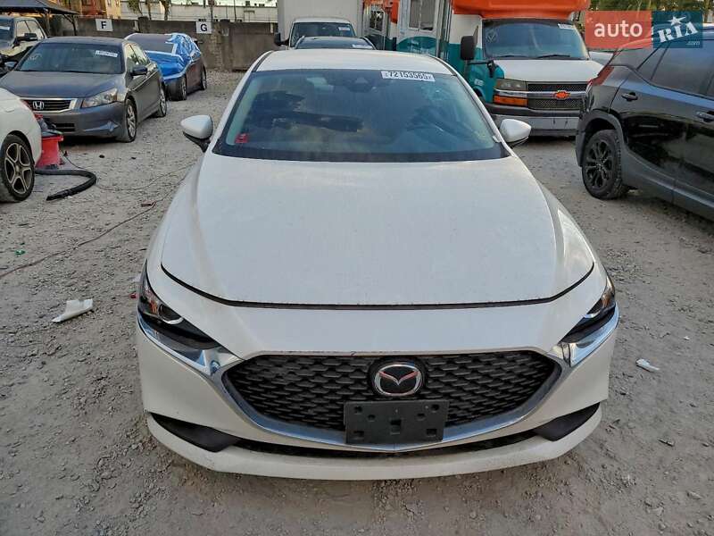 Седан Mazda 3 2020 в Черкассах