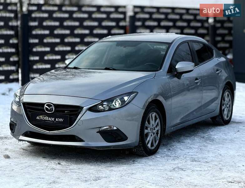 Mazda 3 2016