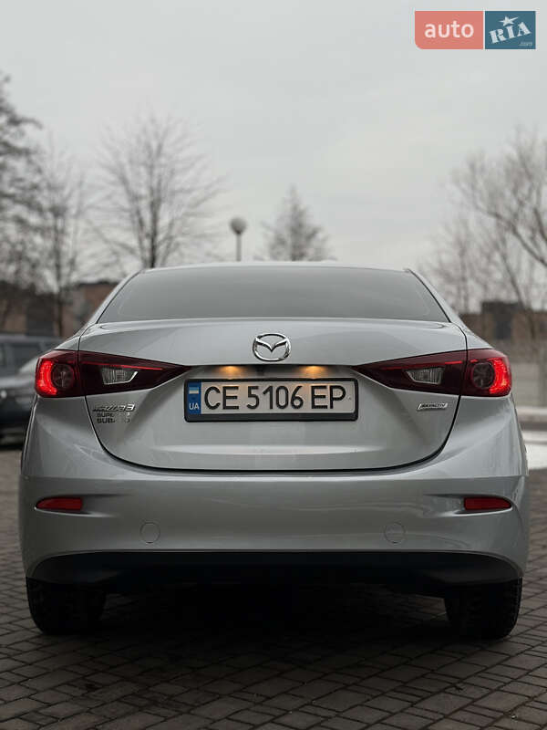 Седан Mazda 3 2018 в Івано-Франківську