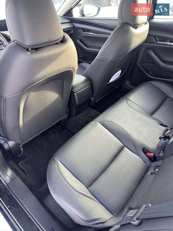 Седан Mazda 3 2021 в Киеве