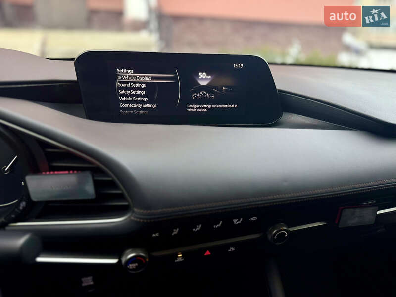 Седан Mazda 3 2020 в Черновцах