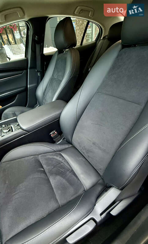 Седан Mazda 3 2020 в Черновцах