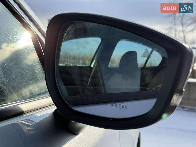 Седан Mazda 3 2019 в Киеве