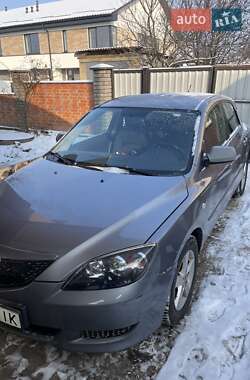 Хэтчбек Mazda 3 2004 в Новоселках