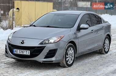 Седан Mazda 3 2012 в Дніпрі