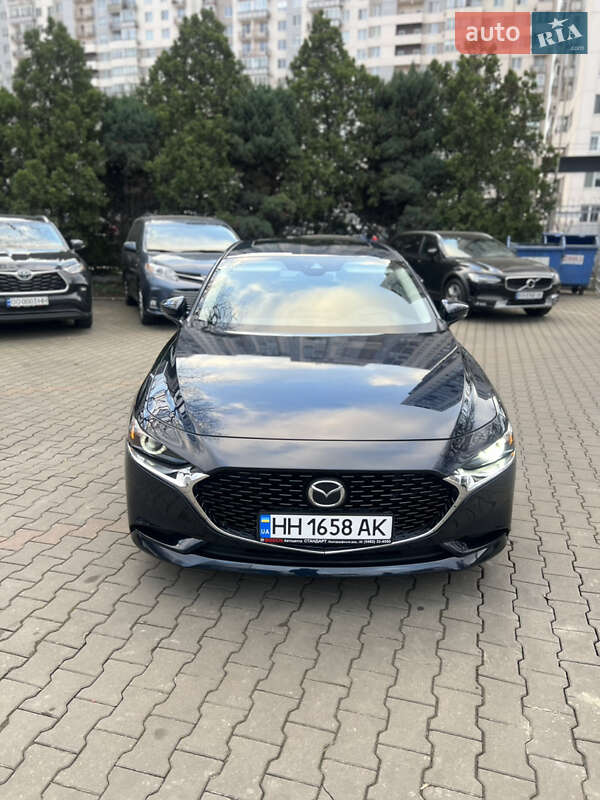 Седан Mazda 3 2022 в Одесі