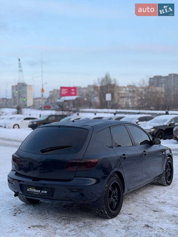Хэтчбек Mazda 3 2004 в Киеве