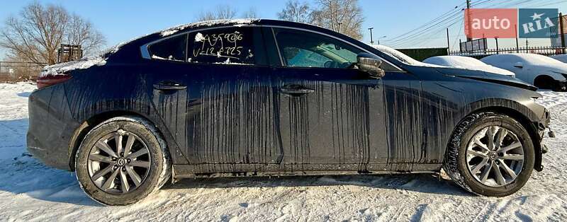 Седан Mazda 3 2019 в Киеве